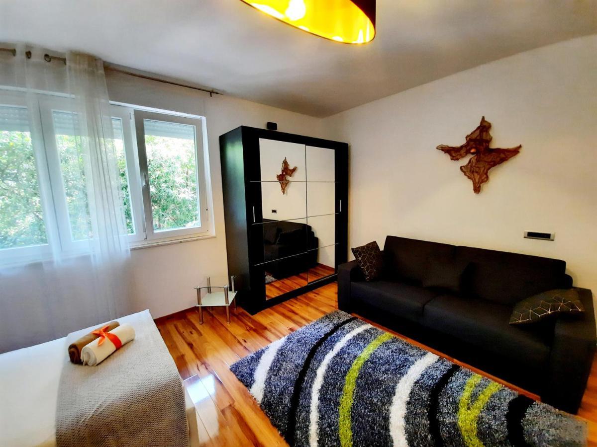 Split Symphony Veranda: Modern, New Apartment Εξωτερικό φωτογραφία