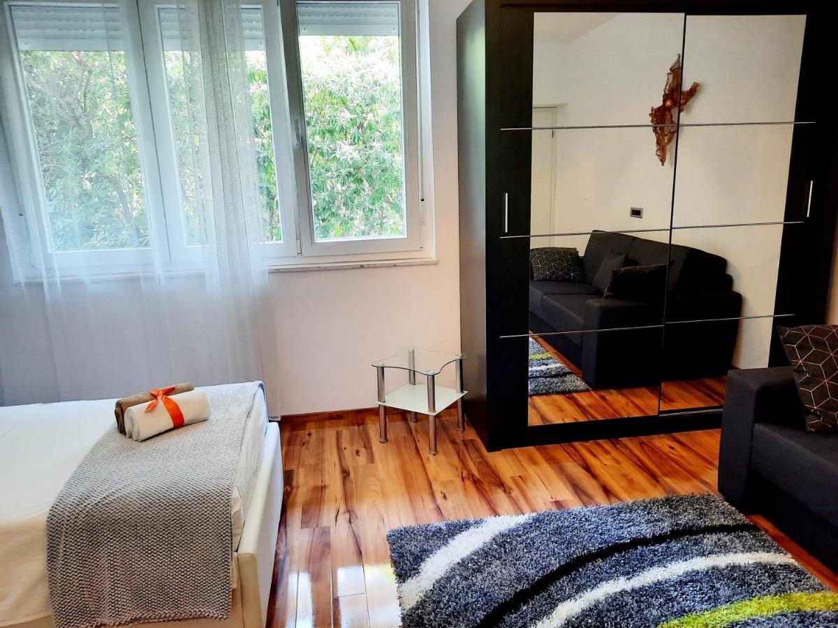Split Symphony Veranda: Modern, New Apartment Εξωτερικό φωτογραφία