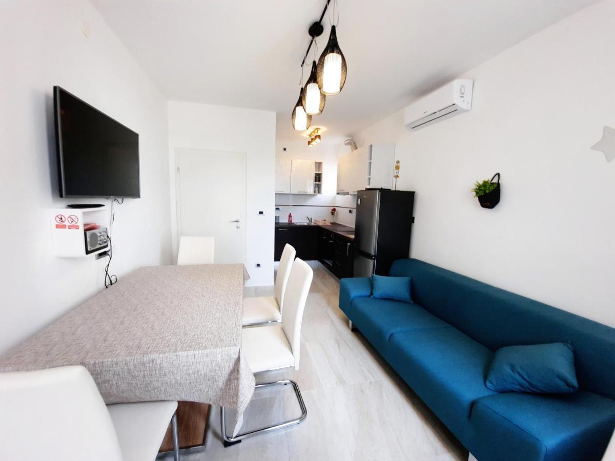 Split Symphony Veranda: Modern, New Apartment Εξωτερικό φωτογραφία