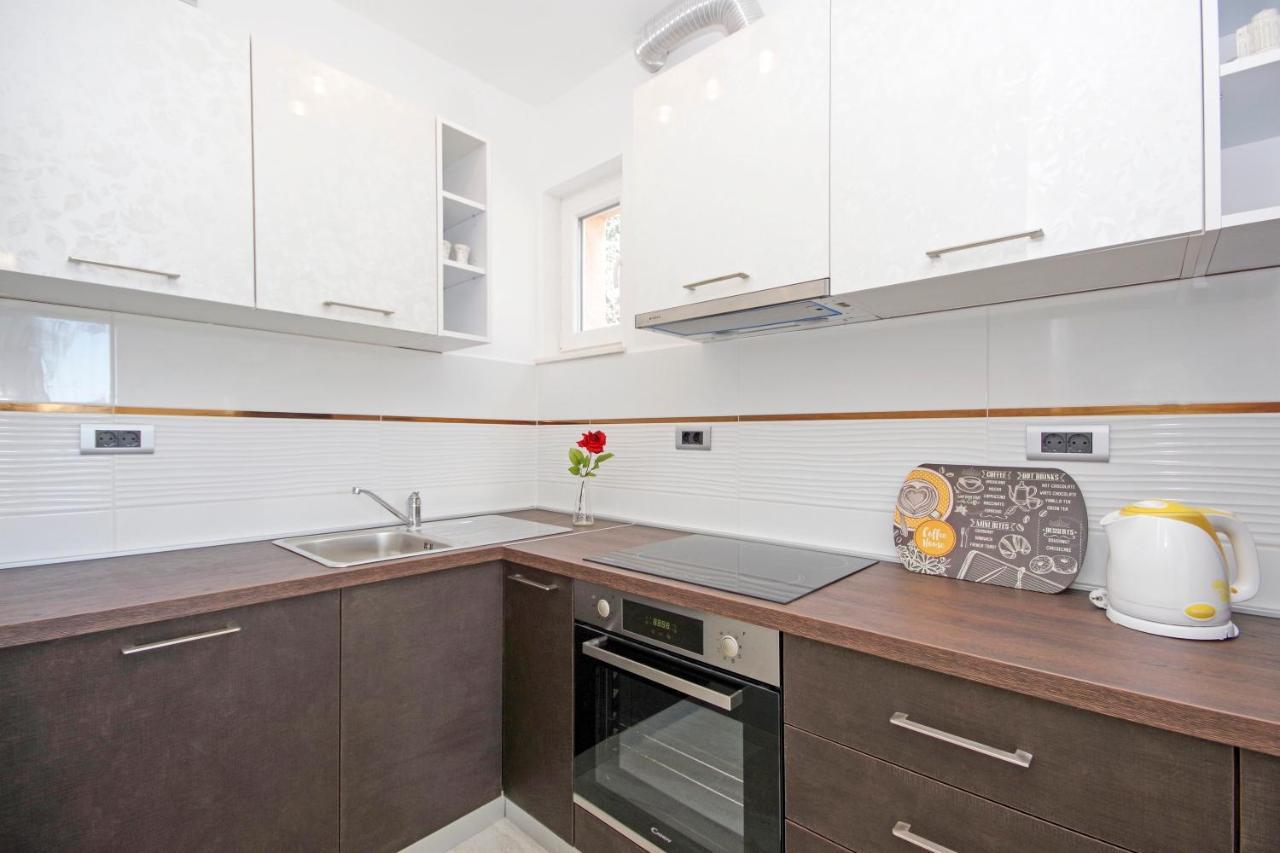 Split Symphony Veranda: Modern, New Apartment Εξωτερικό φωτογραφία